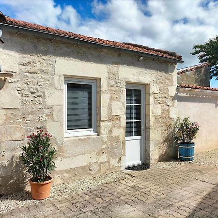 agréable maison de vacances en Charente-Maritime Arvert Esterno foto